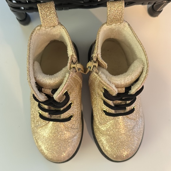 H&M Toddler Girl Gold Glitter Sparkle Boot - Picture 3 of 5